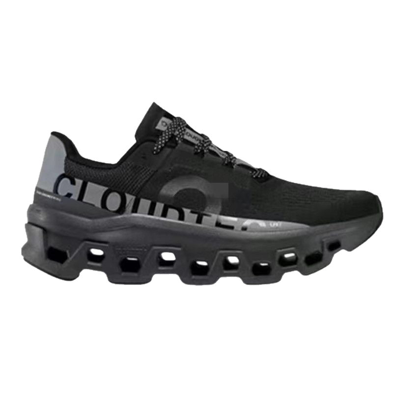 Fashionable sports shoes