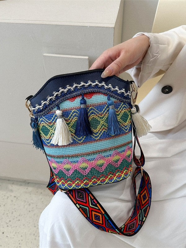 Ethnic-style tassel bucket bag, woven versatile crossbody and shoulder bag