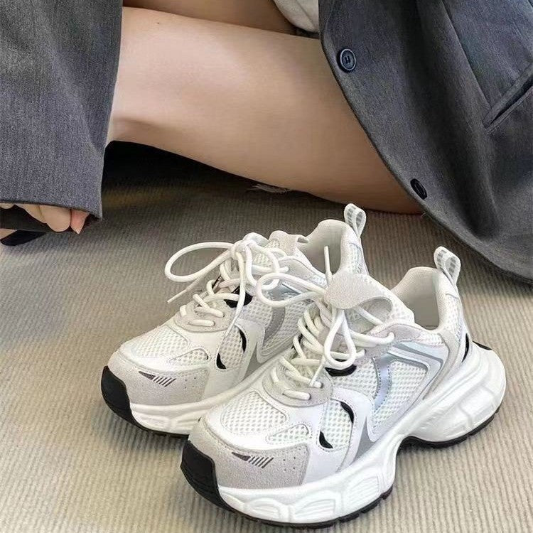 Lightweight Mesh Running Shoes