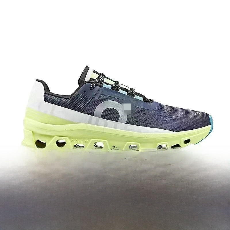 Fashionable sports shoes