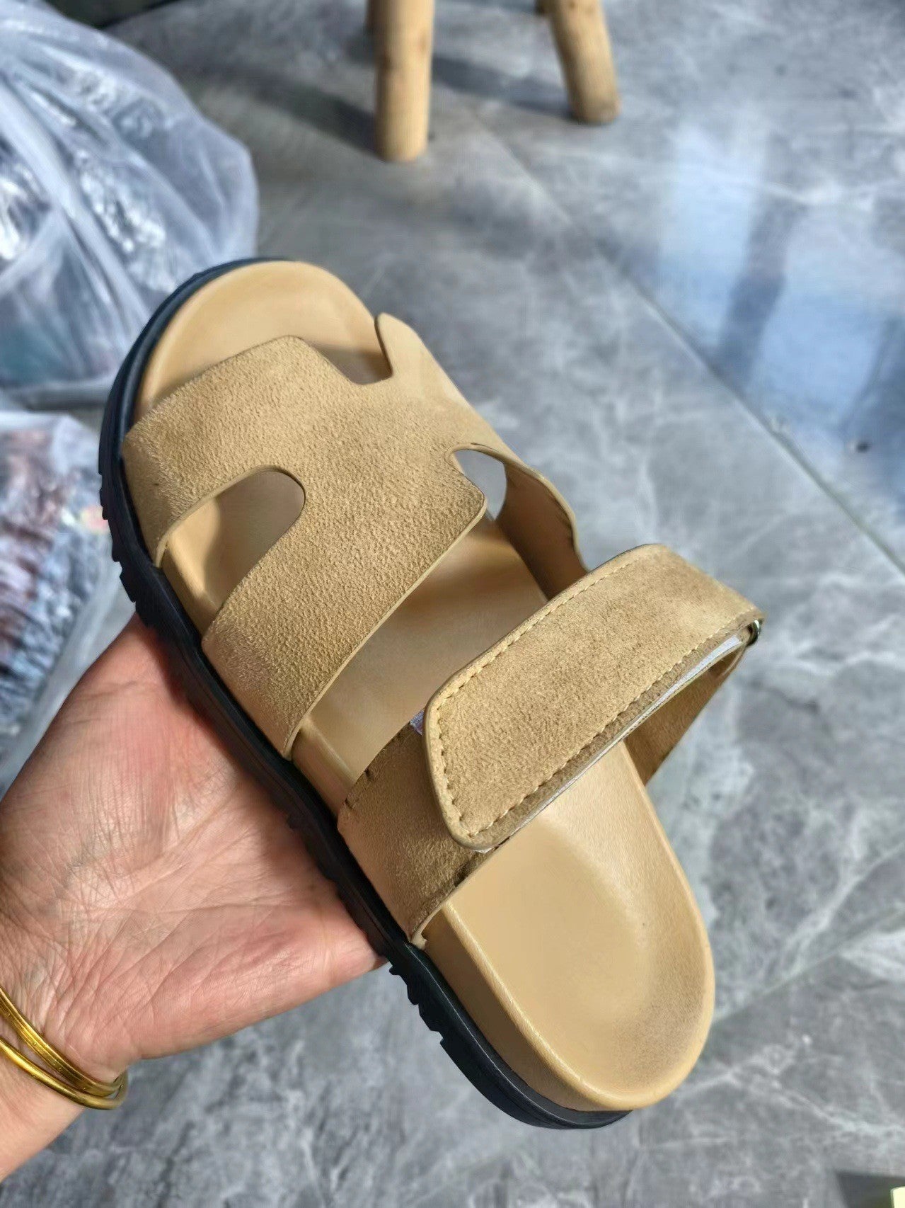 Women's platform slippers